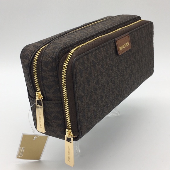 Michael Kors Handbags - Michael Kors Jet Set Travel LG DBL ZIP TRV POUCH